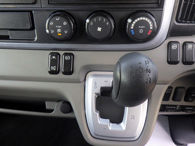 三菱ふそう キャンター 小型 Wキャブ 2RG-FBA20(102861) 21枚目