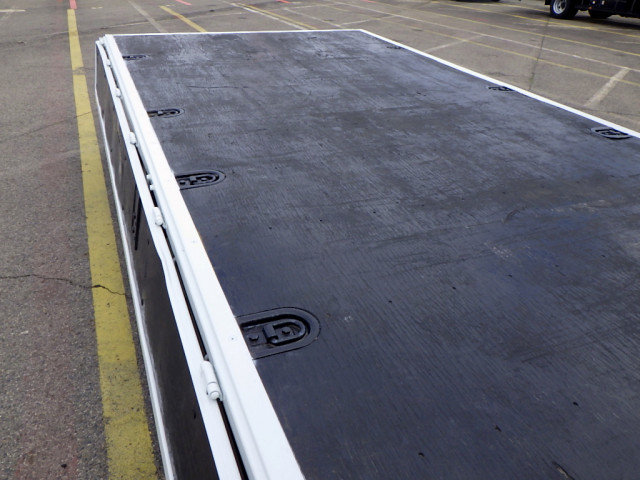 いすゞ エルフ 小型 平ボディ 2RG-NPR88AR(102864) 9枚目