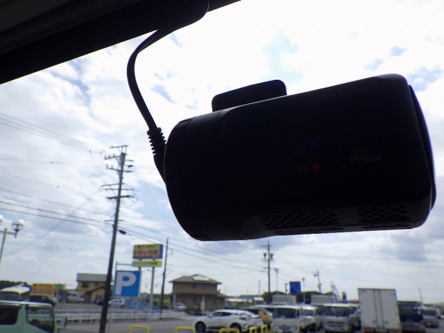 いすゞ エルフ 小型 平ボディ 2RG-NPR88AR(102864) 16枚目