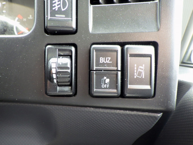 いすゞ エルフ 小型 平ボディ 2RG-NPR88AR(102864) 23枚目