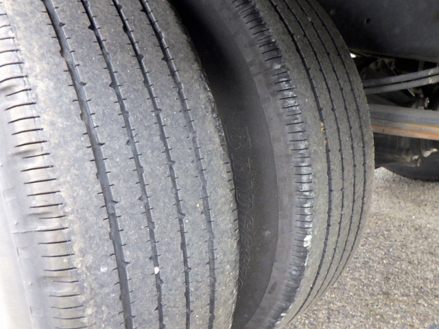 いすゞ エルフ 小型 平ボディ 2RG-NPR88AR(102864) 33枚目