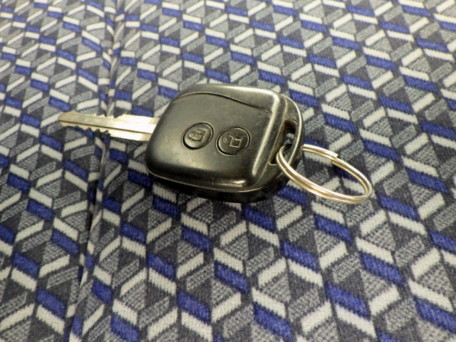 いすゞ エルフ 小型 平ボディ 2RG-NPR88AR(102864) 50枚目