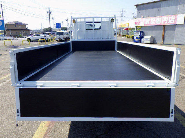 三菱ふそう キャンター 小型 平ボディ 2PG-FEAV0(102866) 7枚目