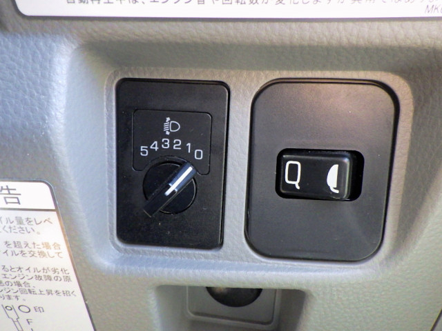 三菱ふそう キャンター 小型 平ボディ 2PG-FEAV0(102866) 27枚目