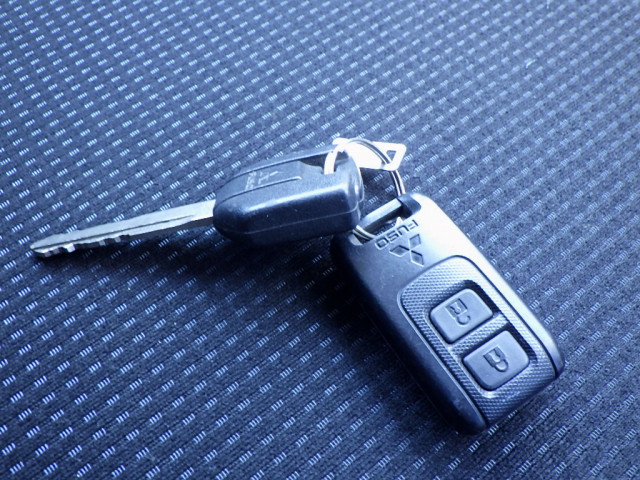 三菱ふそう キャンター 小型 平ボディ 2PG-FEAV0(102866) 50枚目