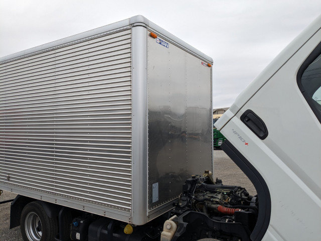 三菱ふそう キャンター 小型 バン 2RG-FBA20(102869) 42枚目