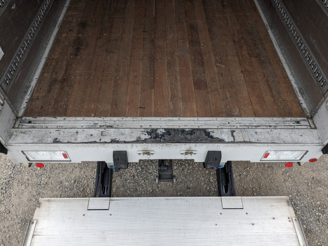 日野 プロフィア 大型 ウィング 2DG-FW1AHJ(102870) 11枚目