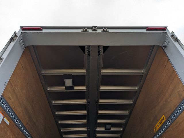 日野 プロフィア 大型 ウィング 2DG-FW1AHJ(102870) 12枚目