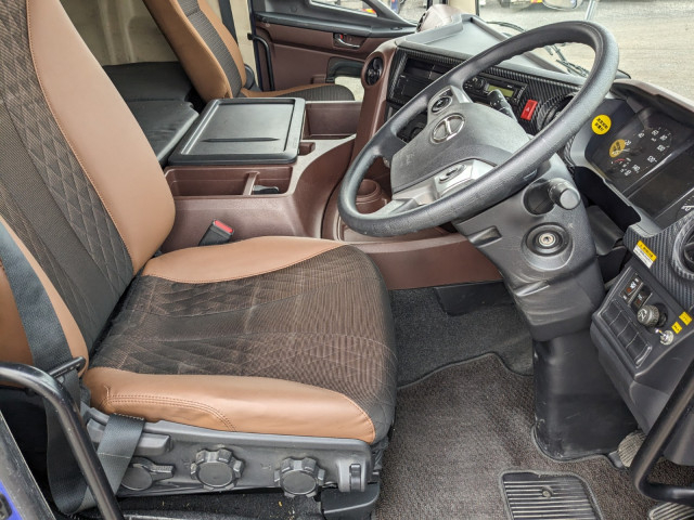 日野 プロフィア 大型 ウィング 2DG-FW1AHJ(102870) 26枚目