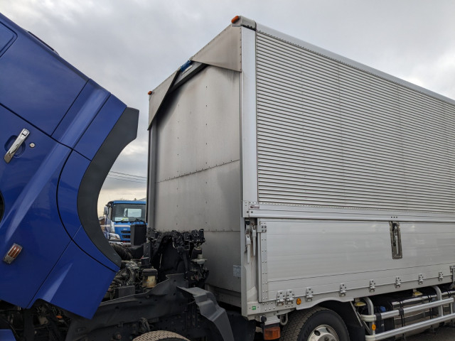 日野 プロフィア 大型 ウィング 2DG-FW1AHJ(102870) 36枚目