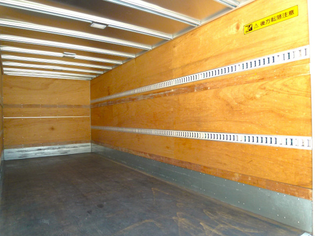 いすゞ フォワード 中型 バン 2RG-FRR90S2(102872) 14枚目