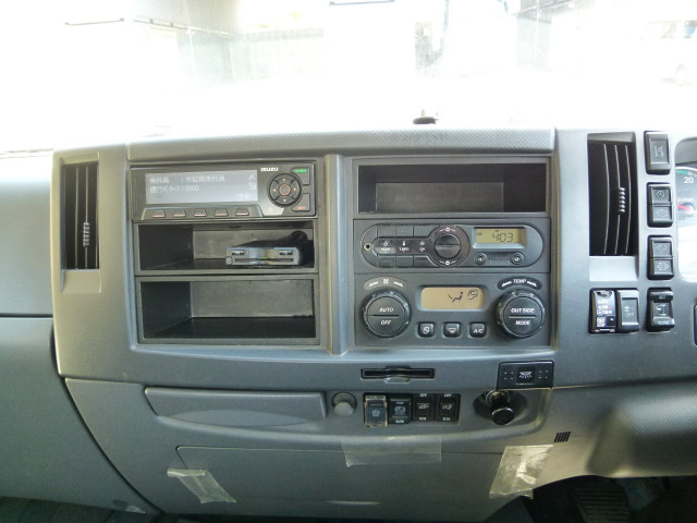 いすゞ フォワード 中型 バン 2RG-FRR90S2(102872) 27枚目