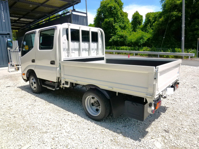 トヨタ ダイナ 小型 Wキャブ 2WG-GDY232(113831) 6枚目