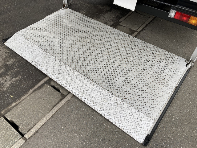 日産自動車 アトラス 小型 バン 2RG-FEB5W(102915) 6枚目