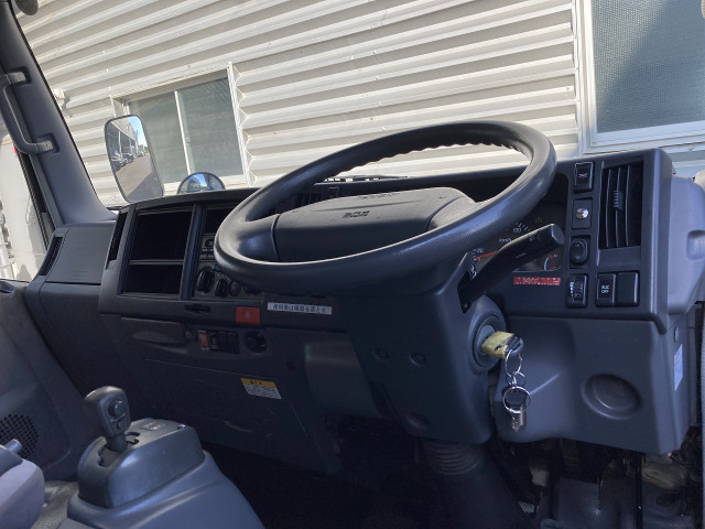 いすゞ エルフ 小型 バン BKG-NMR85AN(102916) 17枚目