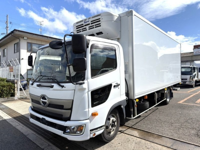 日野 レンジャー 中型 冷蔵冷凍バン 2KG-FC2ABG(102917) 1枚目