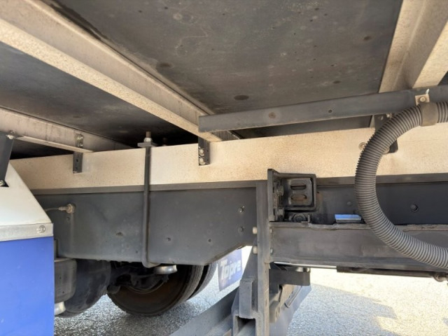 日野 レンジャー 中型 冷蔵冷凍バン 2KG-FC2ABG(102917) 14枚目