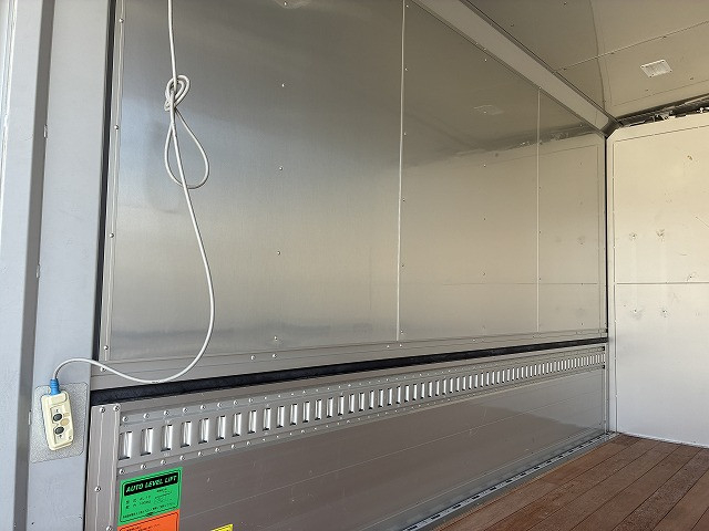 いすゞ エルフ 小型 ウィング 2RG-NPR88AN(102919) 17枚目