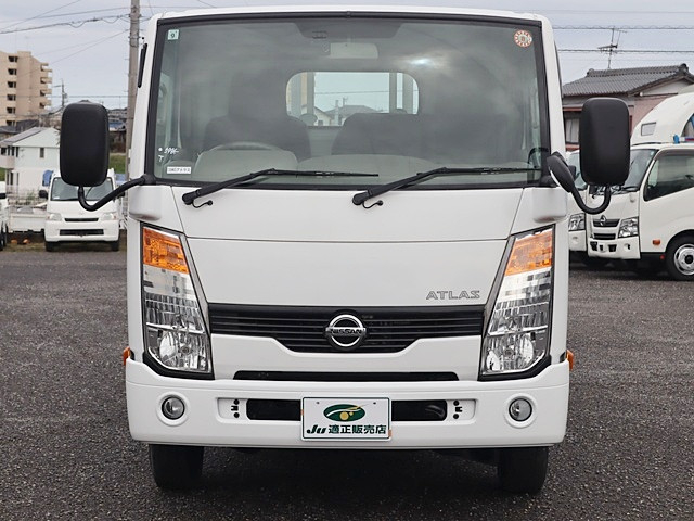 日産自動車 アトラス 小型 平ボディ CBF-SQ1F24(102921) 3枚目