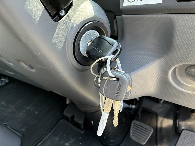 いすゞ エルフ 小型 ウィング 2RG-NPR88AN(102919) 34枚目