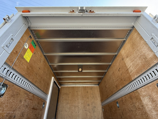 日産自動車 アトラス 小型 バン TRG-FEA5W(102924) 7枚目