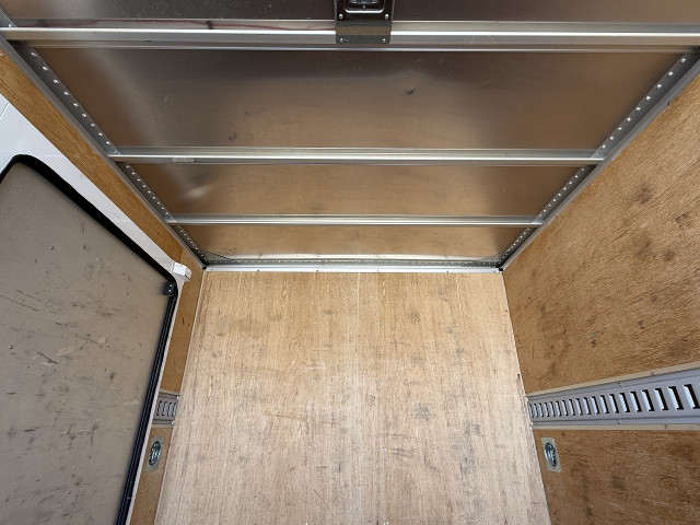 日産自動車 アトラス 小型 バン TRG-FEA5W(102924) 30枚目