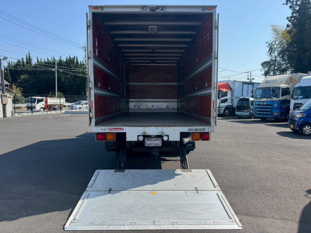 三菱ふそう ファイター 中型 バン 2KG-FK61F(102926) 10枚目