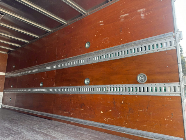 三菱ふそう ファイター 中型 バン 2KG-FK61F(102926) 15枚目