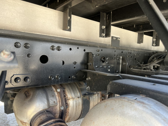 三菱ふそう ファイター 中型 バン 2KG-FK61F(102926) 21枚目