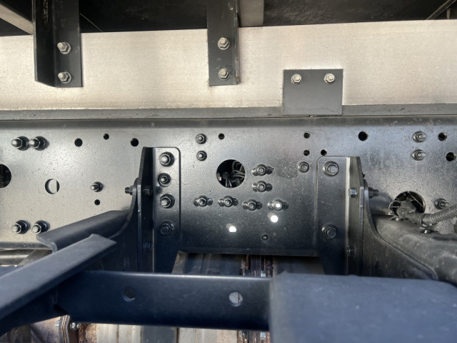 三菱ふそう ファイター 中型 バン 2KG-FK61F(102926) 25枚目