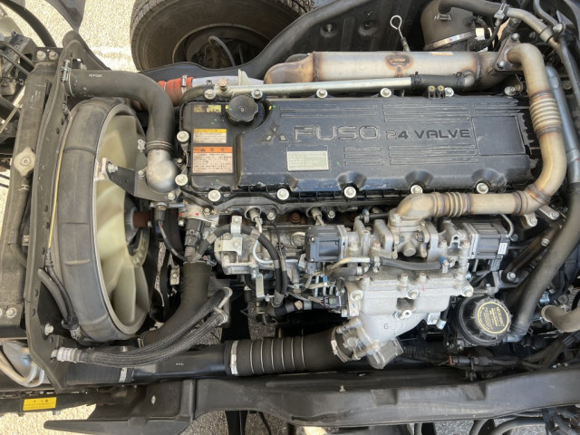 三菱ふそう ファイター 中型 バン 2KG-FK61F(102926) 41枚目