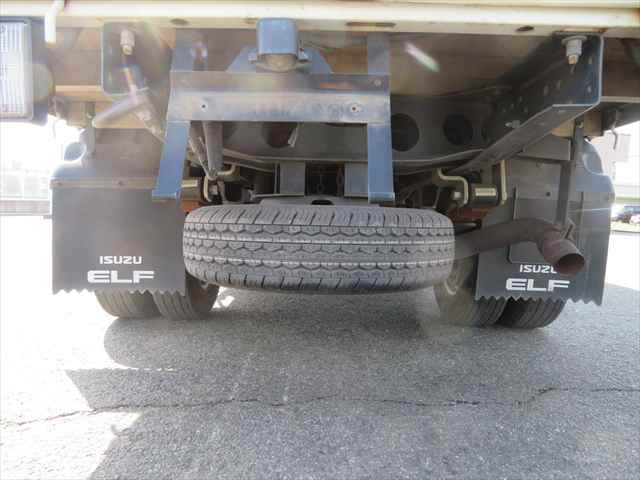 いすゞ エルフ 小型 Wキャブ TRG-NHR85A(102927) 18枚目