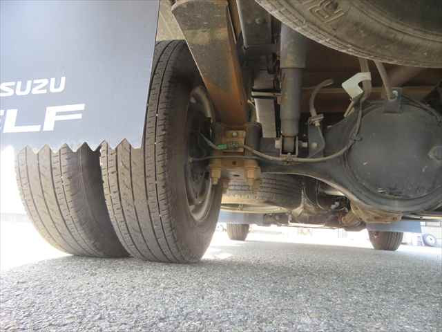 いすゞ エルフ 小型 Wキャブ TRG-NHR85A(102927) 19枚目