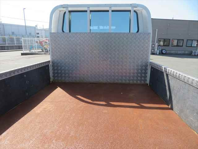 いすゞ エルフ 小型 Wキャブ TRG-NHR85A(102927) 21枚目