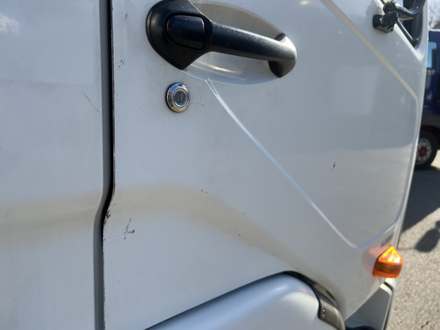 三菱ふそう ファイター 中型 バン 2KG-FK61F(102926) 50枚目