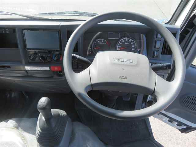 いすゞ エルフ 小型 Wキャブ TRG-NHR85A(102927) 28枚目