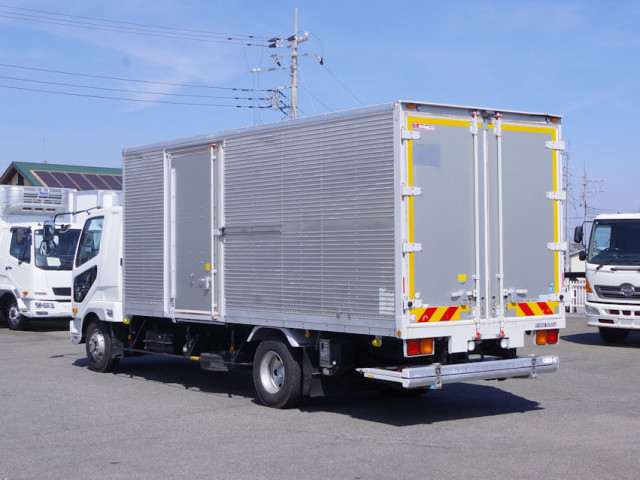 三菱ふそう ファイター 中型 バン 2KG-FK61F(102930) 3枚目