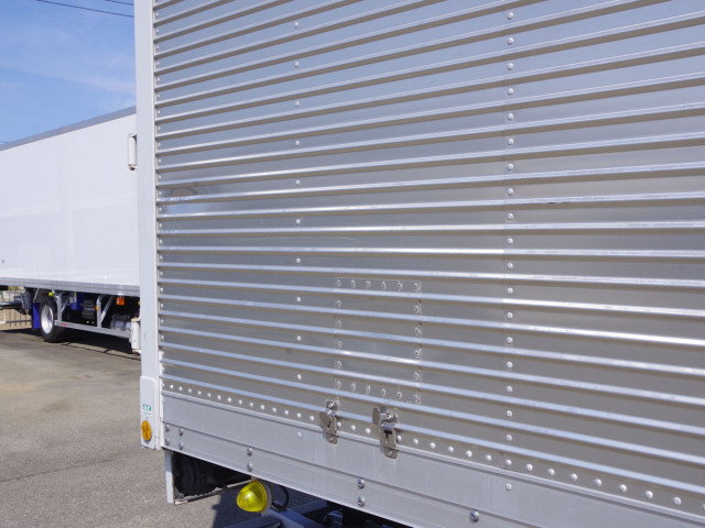 三菱ふそう ファイター 中型 バン 2KG-FK61F(102930) 25枚目