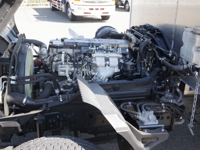 三菱ふそう ファイター 中型 バン 2KG-FK61F(102930) 33枚目