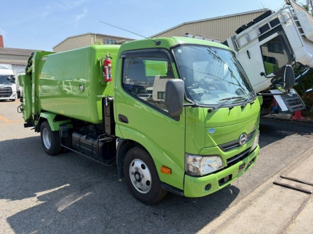 日野 デュトロ 小型 塵芥車（プレス式） TKG-XZU640M(102932) 2枚目