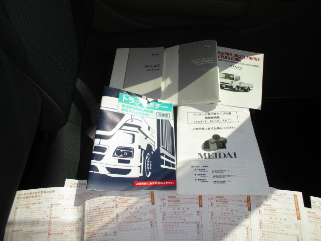 Nissan atlas Small Wing body SKG-TZ3F24(102931) 18枚目