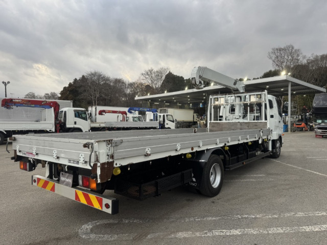 三菱ふそう ファイター 中型 平ボディ（クレーン付） 2KG-FK61F(102935) 3枚目