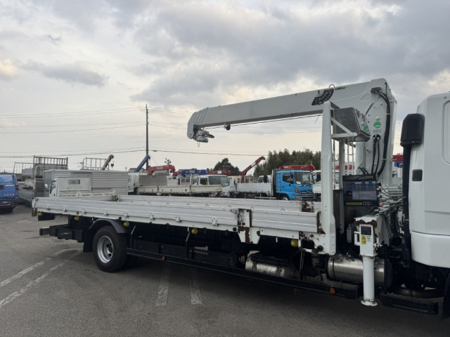 三菱ふそう ファイター 中型 平ボディ（クレーン付） 2KG-FK61F(102935) 5枚目