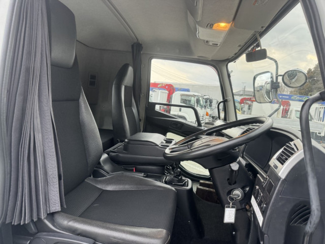 三菱ふそう ファイター 中型 平ボディ（クレーン付） 2KG-FK61F(102935) 30枚目