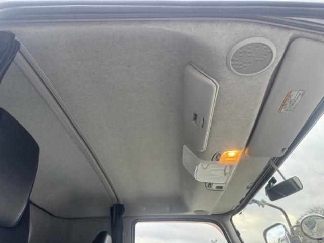 三菱ふそう ファイター 中型 平ボディ（クレーン付） 2KG-FK61F(102935) 40枚目