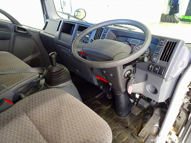 いすゞ エルフ 小型 平ボディ TRG-NLR85AN(102939) 5枚目