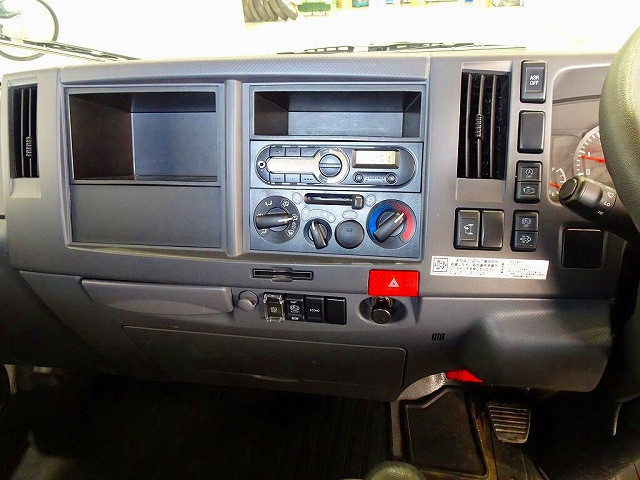 いすゞ エルフ 小型 平ボディ TRG-NLR85AN(102939) 10枚目