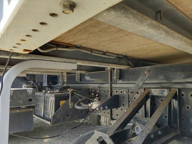 いすゞ エルフ 小型 バン BKG-NPR85AN(10004) 20枚目