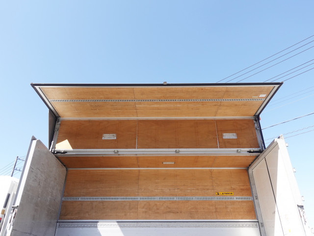 いすゞ フォワード 中型 ウィング TKG-FRR90T2(102942) 14枚目