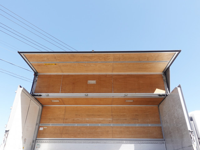 いすゞ フォワード 中型 ウィング TKG-FRR90T2(102942) 15枚目